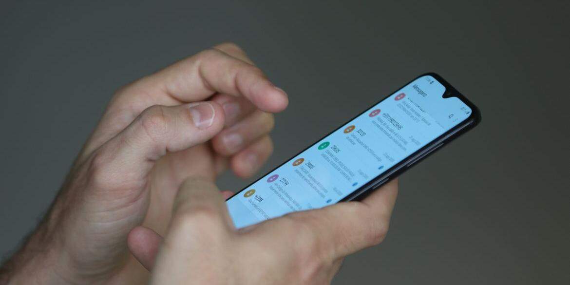 Internet grátis pode derrubar rede móvel na eleição, diz Anatel ao STF