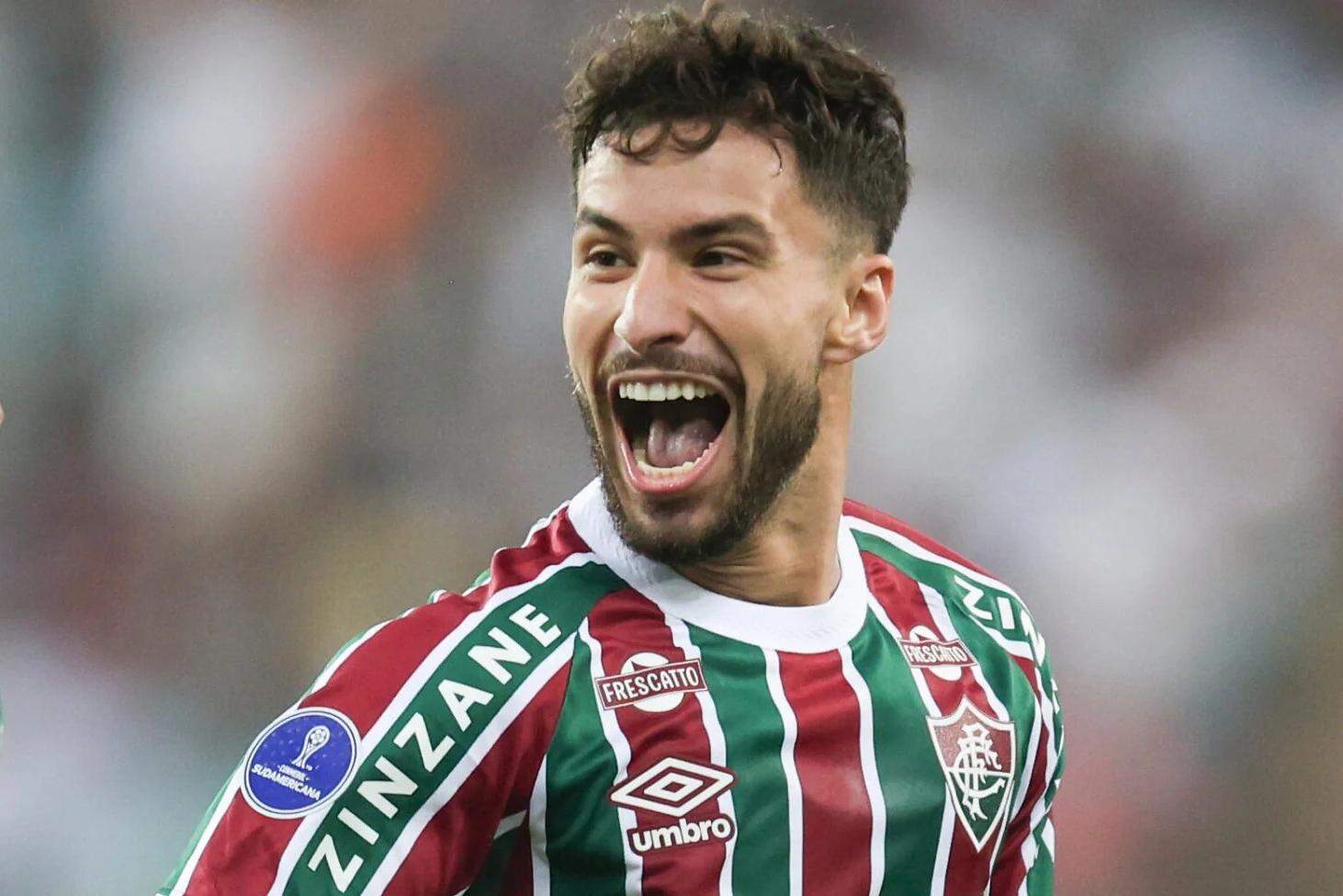 Martinelli celebra primeira convocação e revela conversa com Thiago Silva: ‘Sonho realizado’