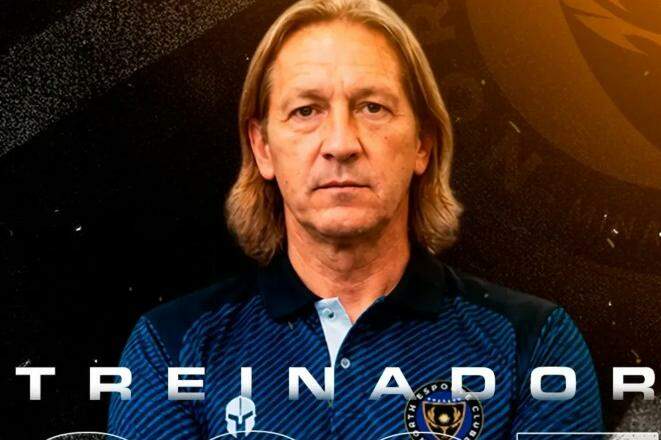Ex-Real e seleção espanhola, Michel Salgado é o novo técnico do North, da Série D do Brasil