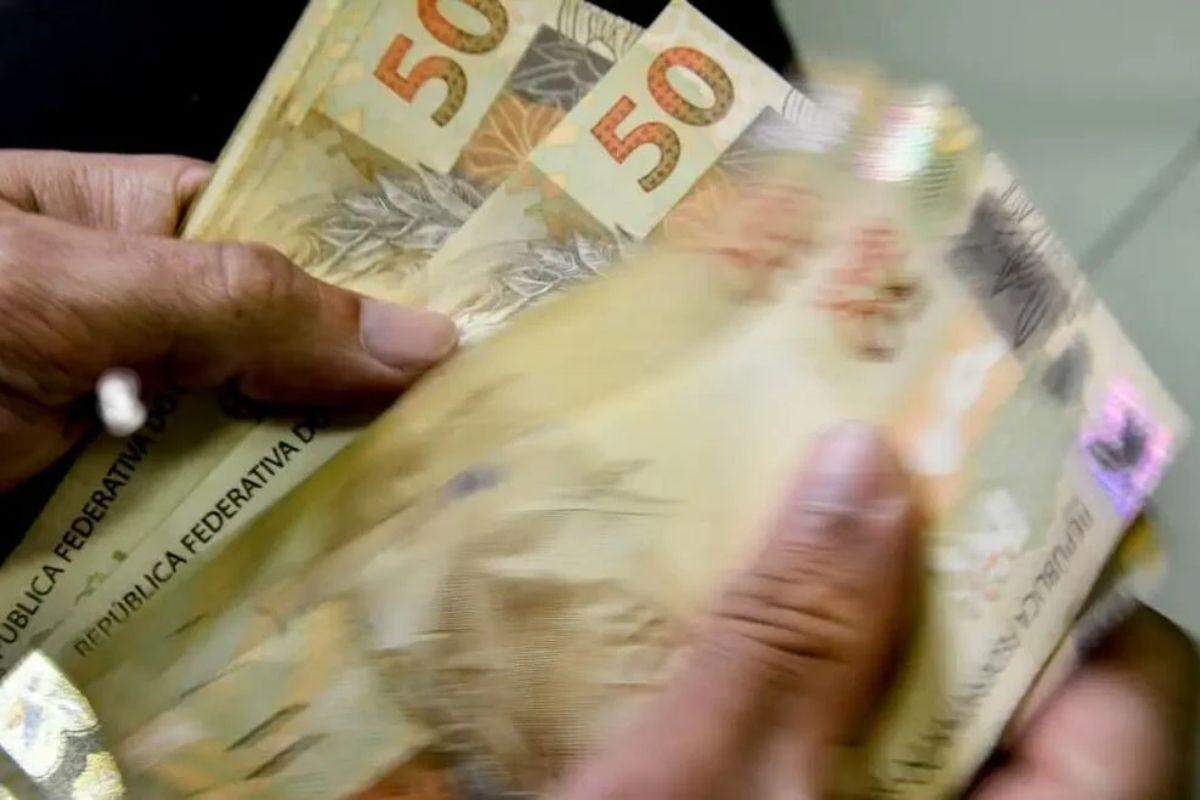 51% dos entrevistados avaliam a situação atual da economia do País como ruim ou péssima, 30% regular e 17% ótima ou boa