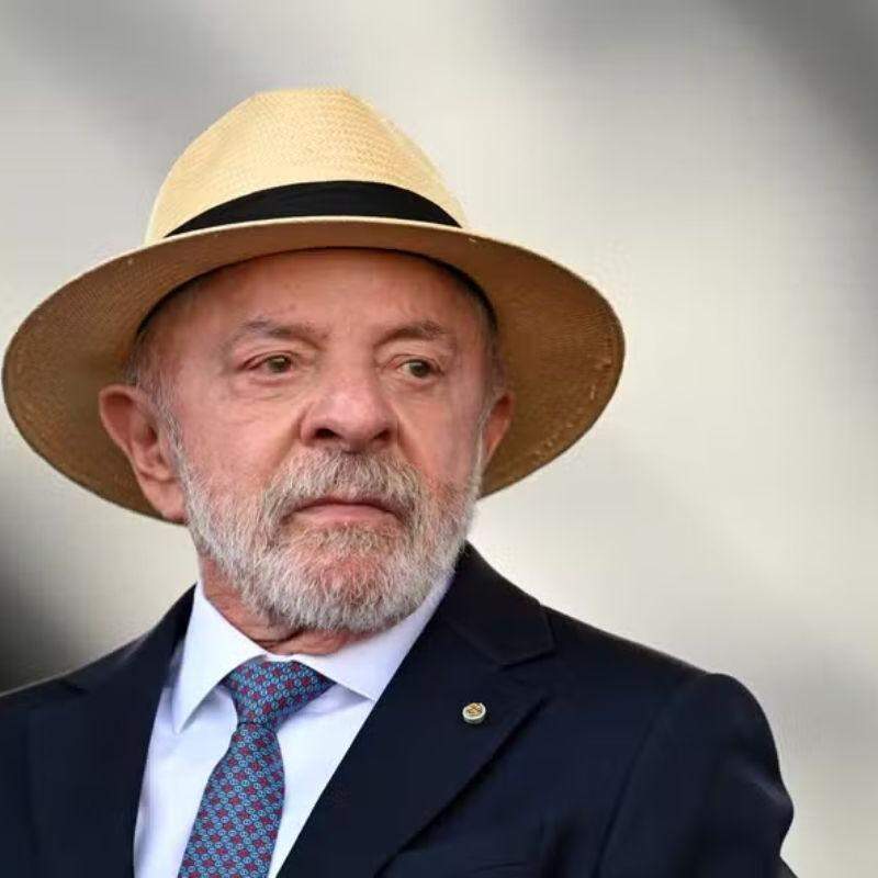 Lula afirmou que os ministros com nomes envolvidos com o banqueiro devem ser investigados