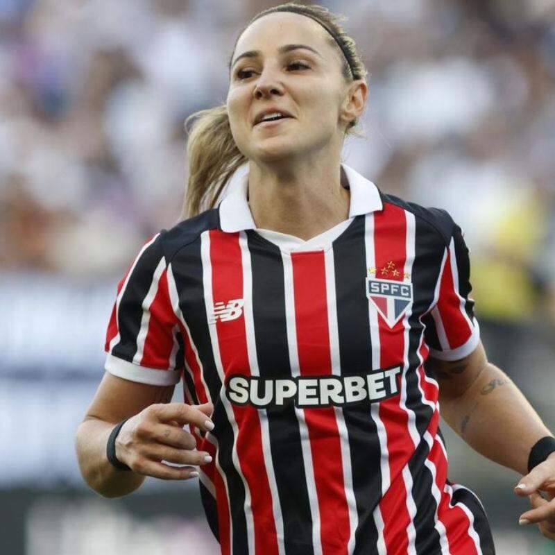 Um empate será suficiente para garantir o primeiro título brasileiro das Soberanas e interromper uma sequência de seis troféus do rival.