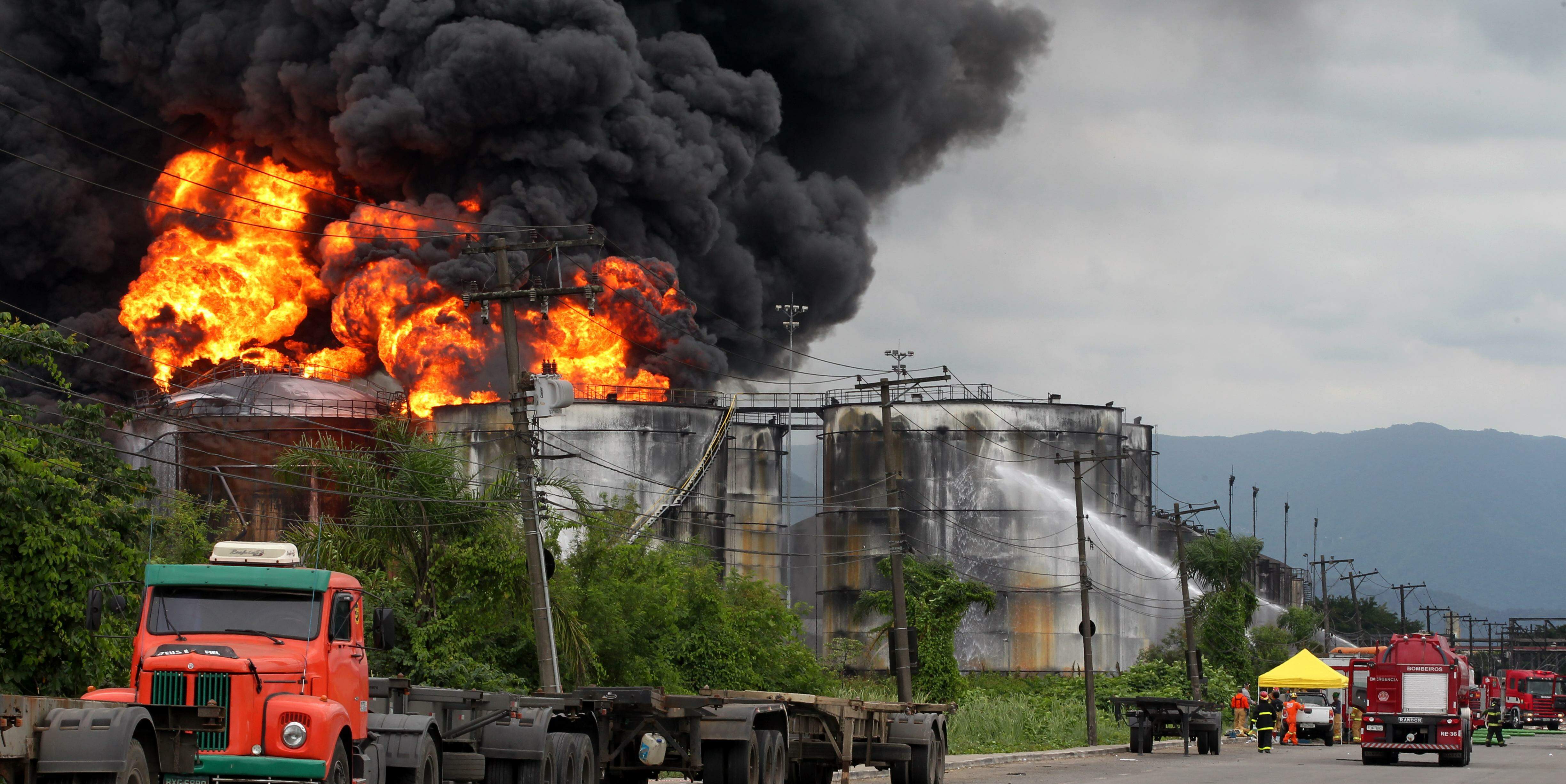The 2015 fire was caused by an error in the pipelines in Santos, which triggered an explosion and a major blaze in six Ultracargo fuel tanks.
