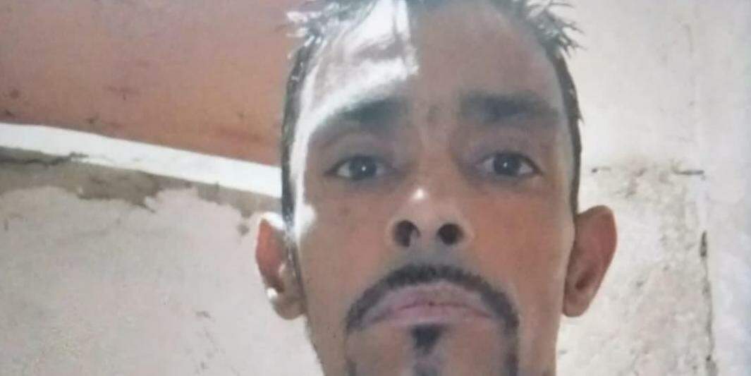 Adriano de Oliveira é morador do bairro Tupi, em Praia Grande