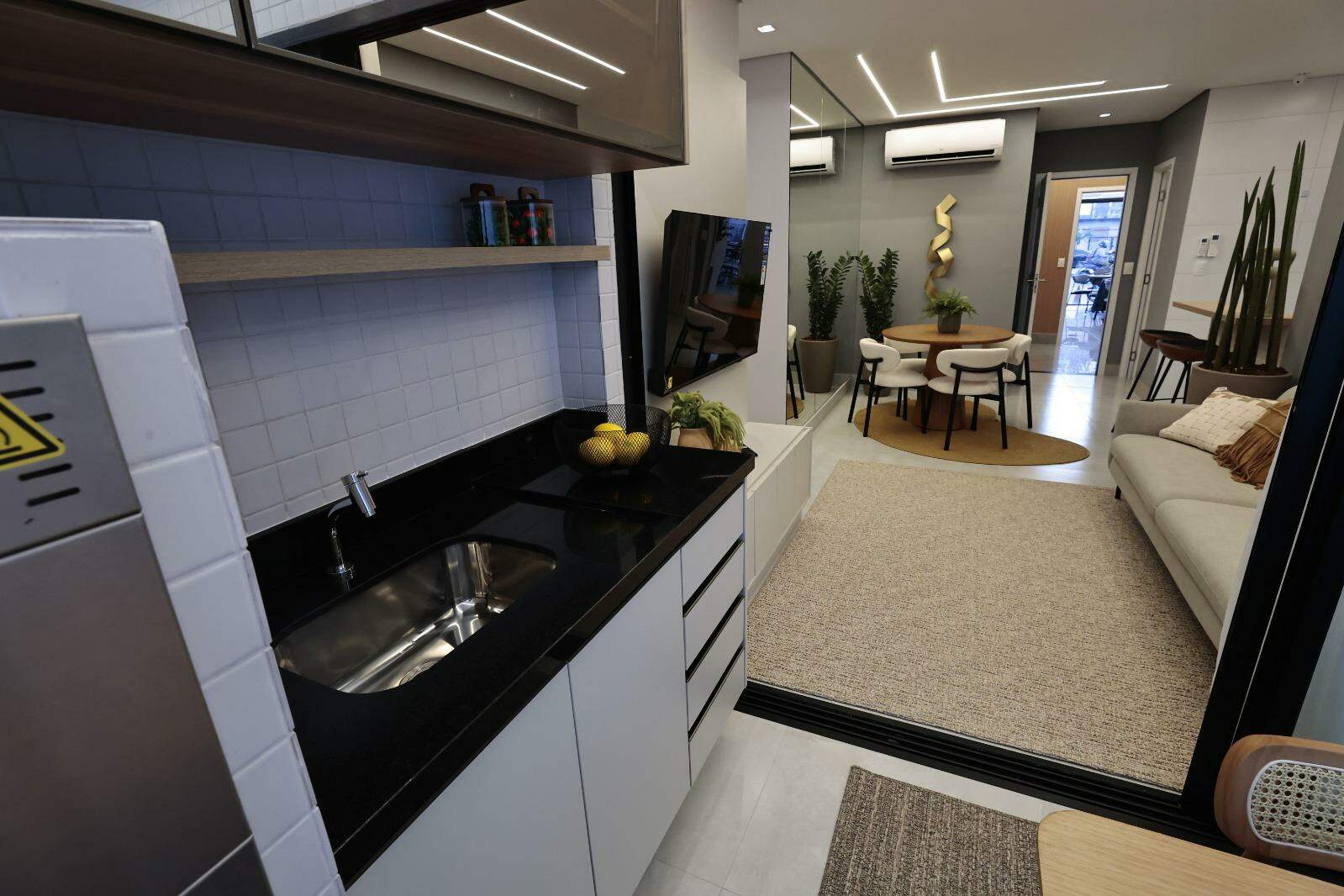 Apartamento decorado do Piazza Milano, em Santos: mercado tem demanda para a Faixa 4, diz construtor