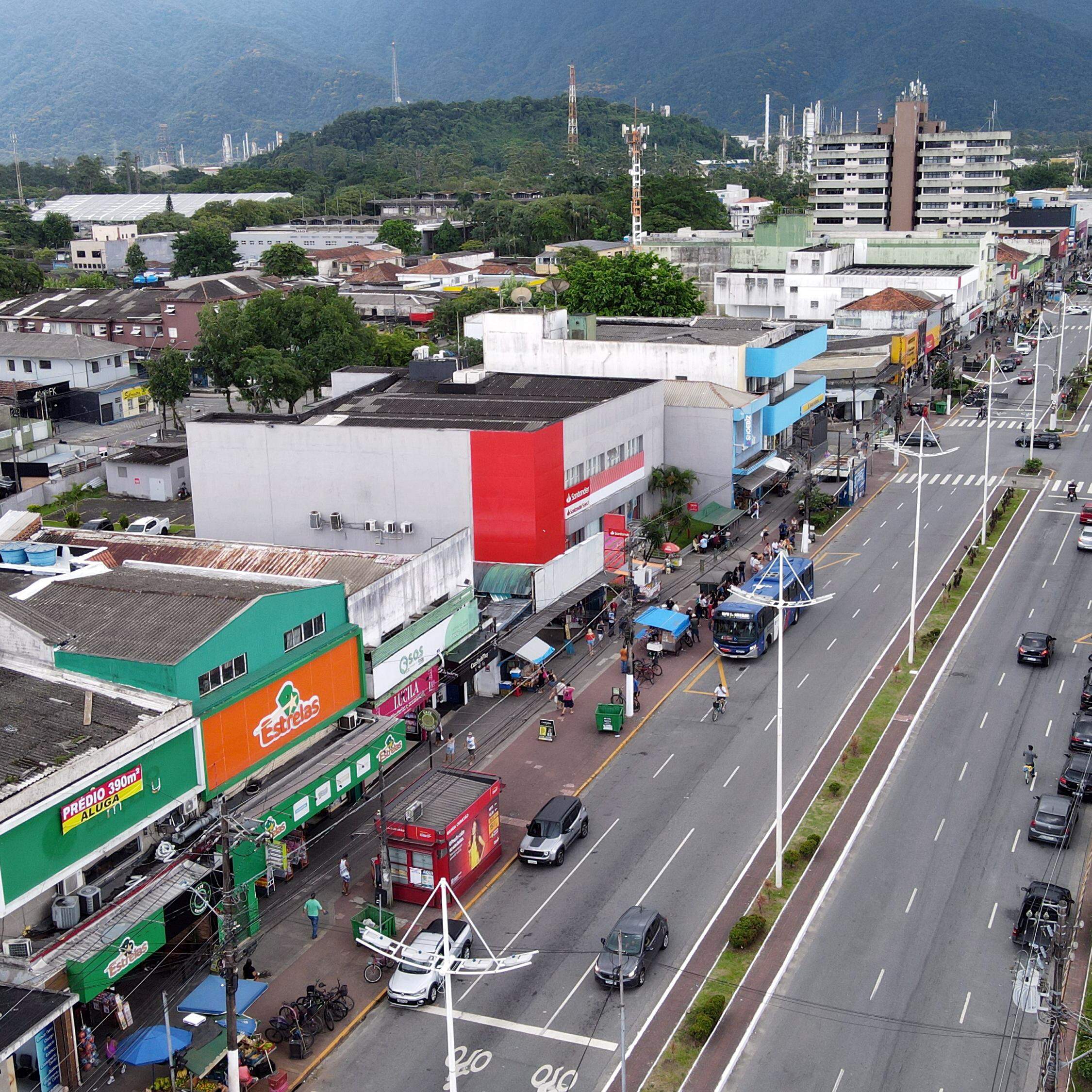 Remodelação da Av. Nove de Abril é um dos serviços que Município pretende custear com verba da Caixa