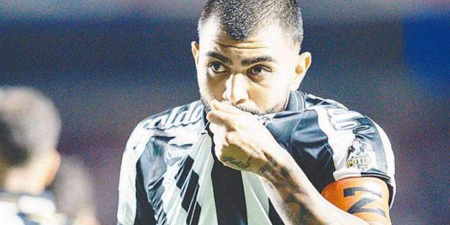 Gabigol crê, se o gramado da Vila fosse melhor, Peixe venceria mais