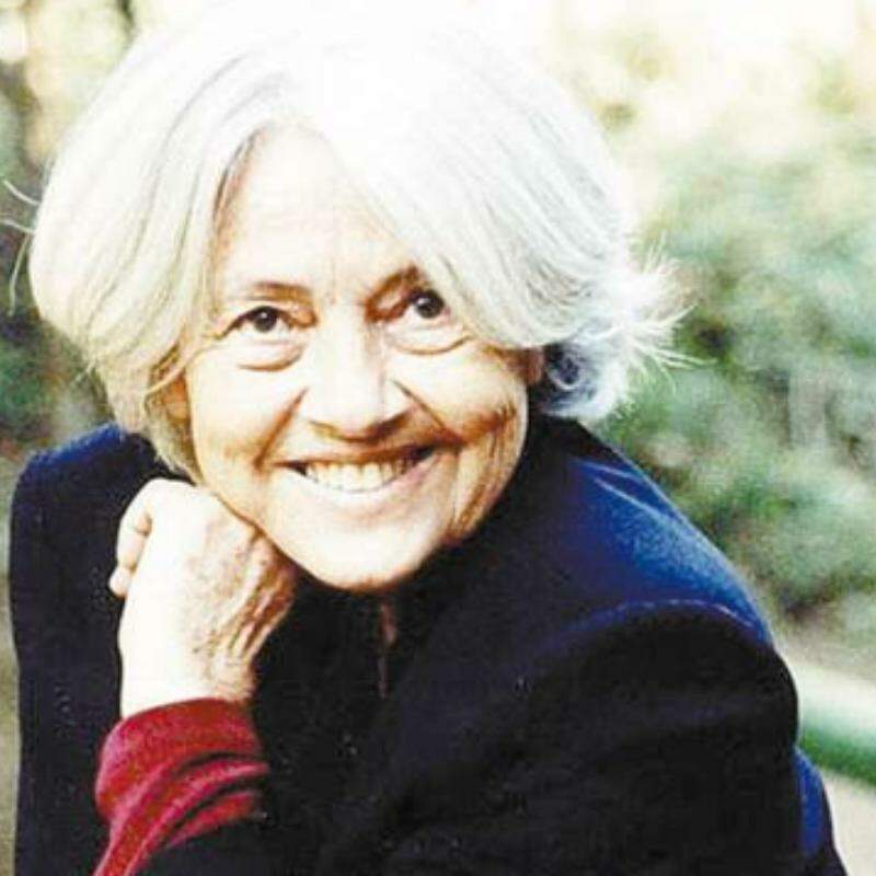A mineira Adélia Prado é amplamente considerada a maior poetisa viva do Brasil