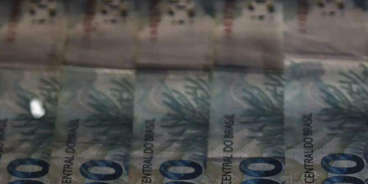 Crescimento do PIB caiu de 1,86% para 1,85% em 2026.
