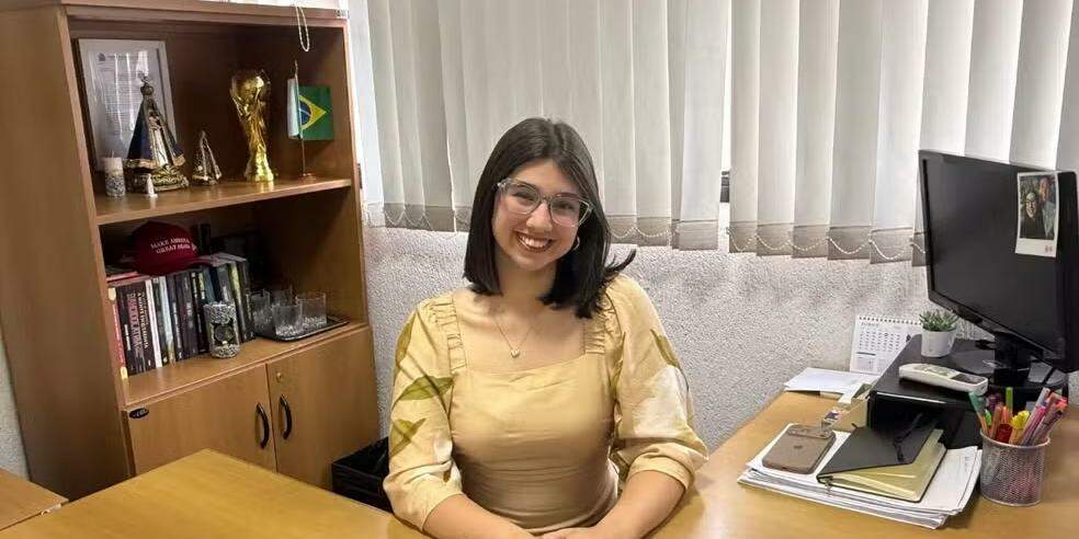 Aos 23 anos, ela foi a mais votada no Estado: 1.956.238 votos