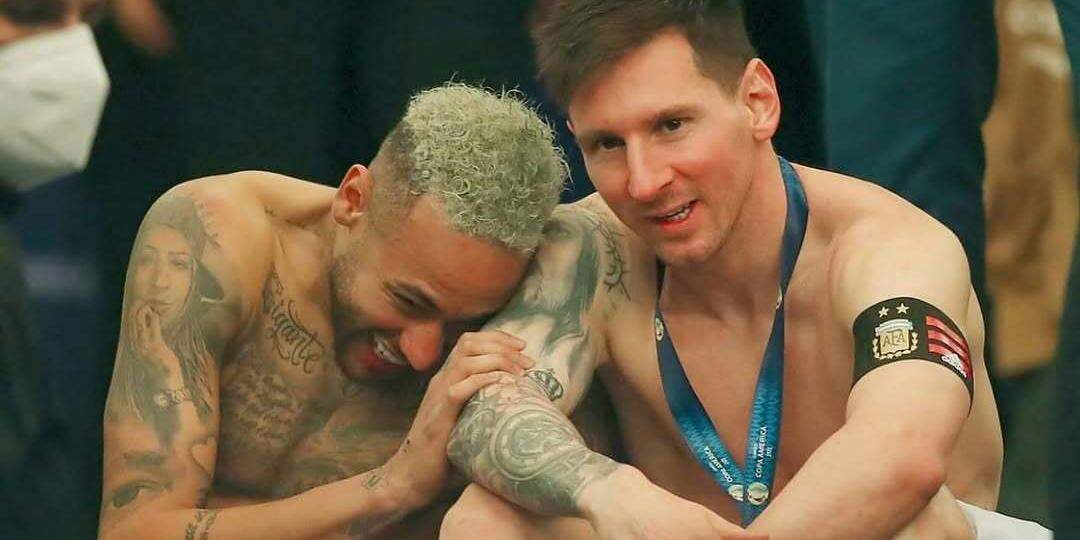 Nas redes, Neymar postou mensagem ao amigo Messi, com quem jogou ao lado na Europa e contra, pela seleção