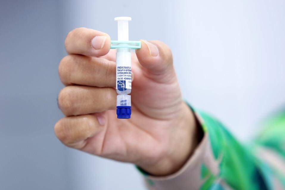 Imunizante está disponível nas unidades com salas de vacina