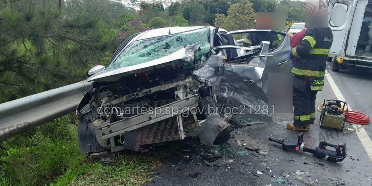 O acidente foi provocado após a condutora de um veículo sofrer um mal súbito ao volante