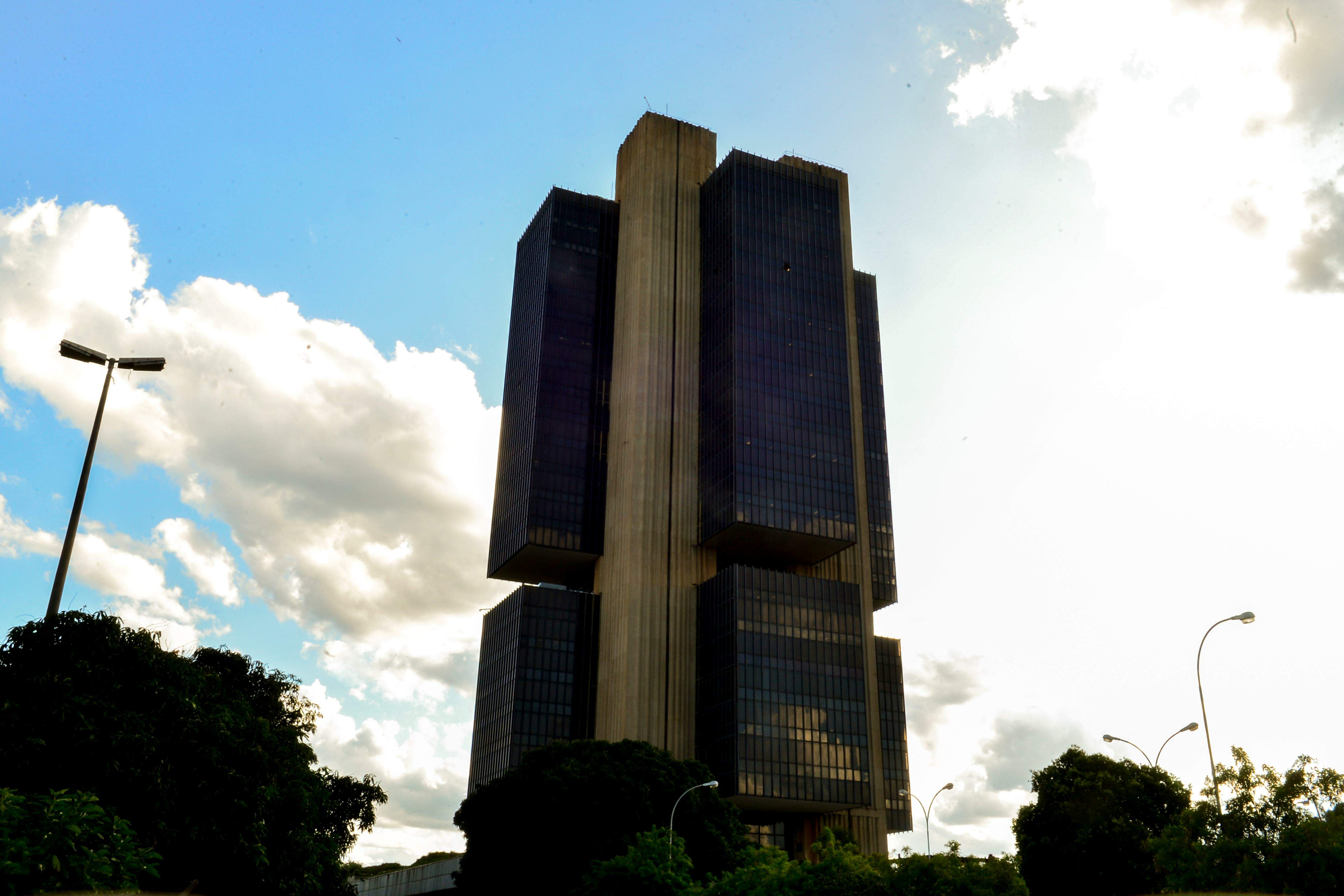 Brasil está sujeito a fatores externos sobre suas decisões no campo do custo do crédito