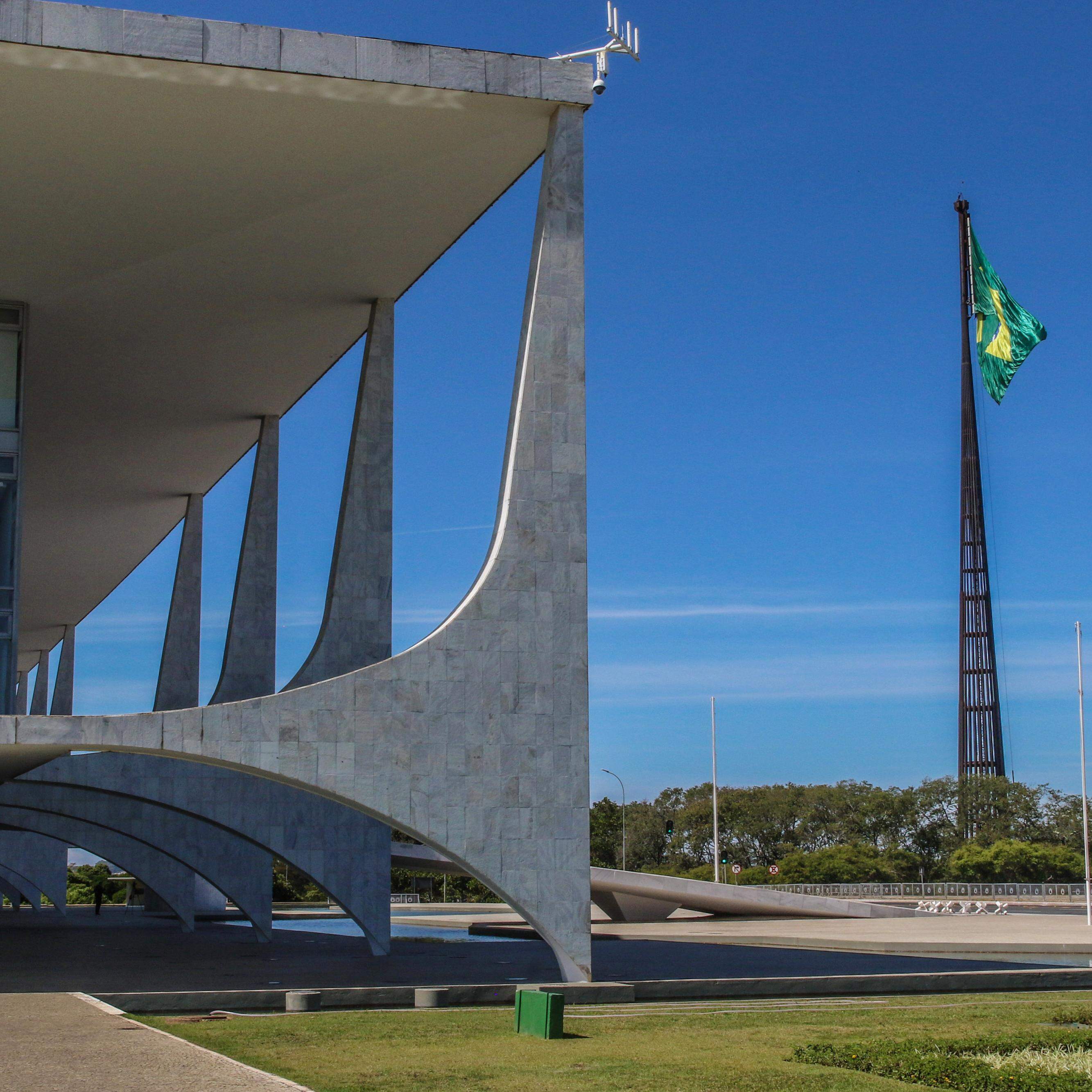 Eleição presidencial é tema de várias participações de leitores