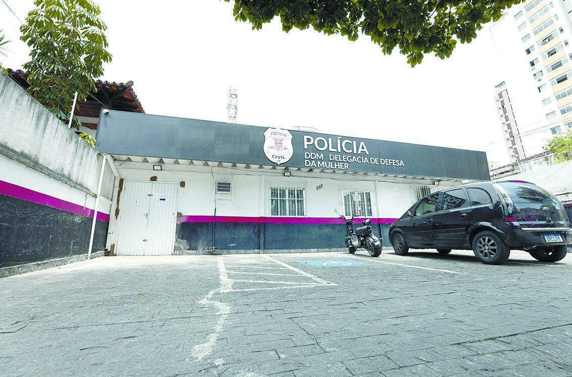 Delegacia de Defesa da Mulher (DDM) de Guarujá está localizada na Rua Washington, 227, na Vila Maia