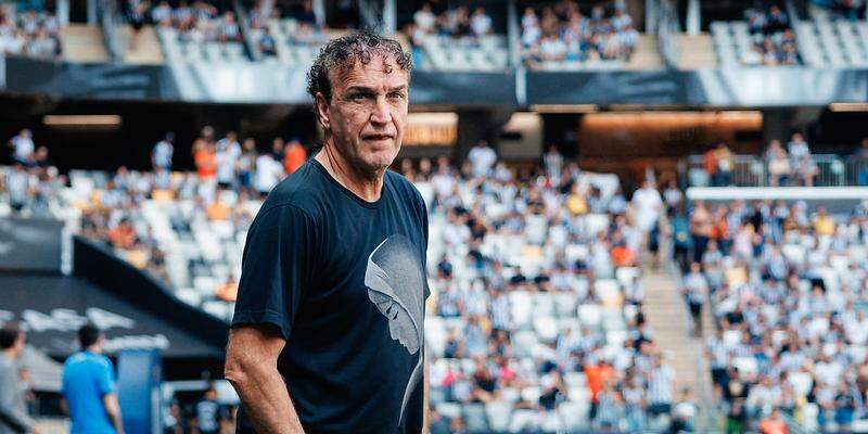 Cuca disse que a derrota de virada, com gols no final do jogo, tem "o pior dos sabores que pode existir"
