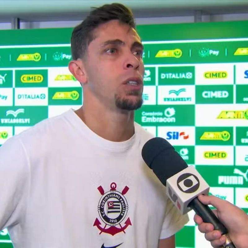 Gabriel Paulista chora, desabafa e critica diretoria do Corinthians: 'Vivendo um pesadelo'
