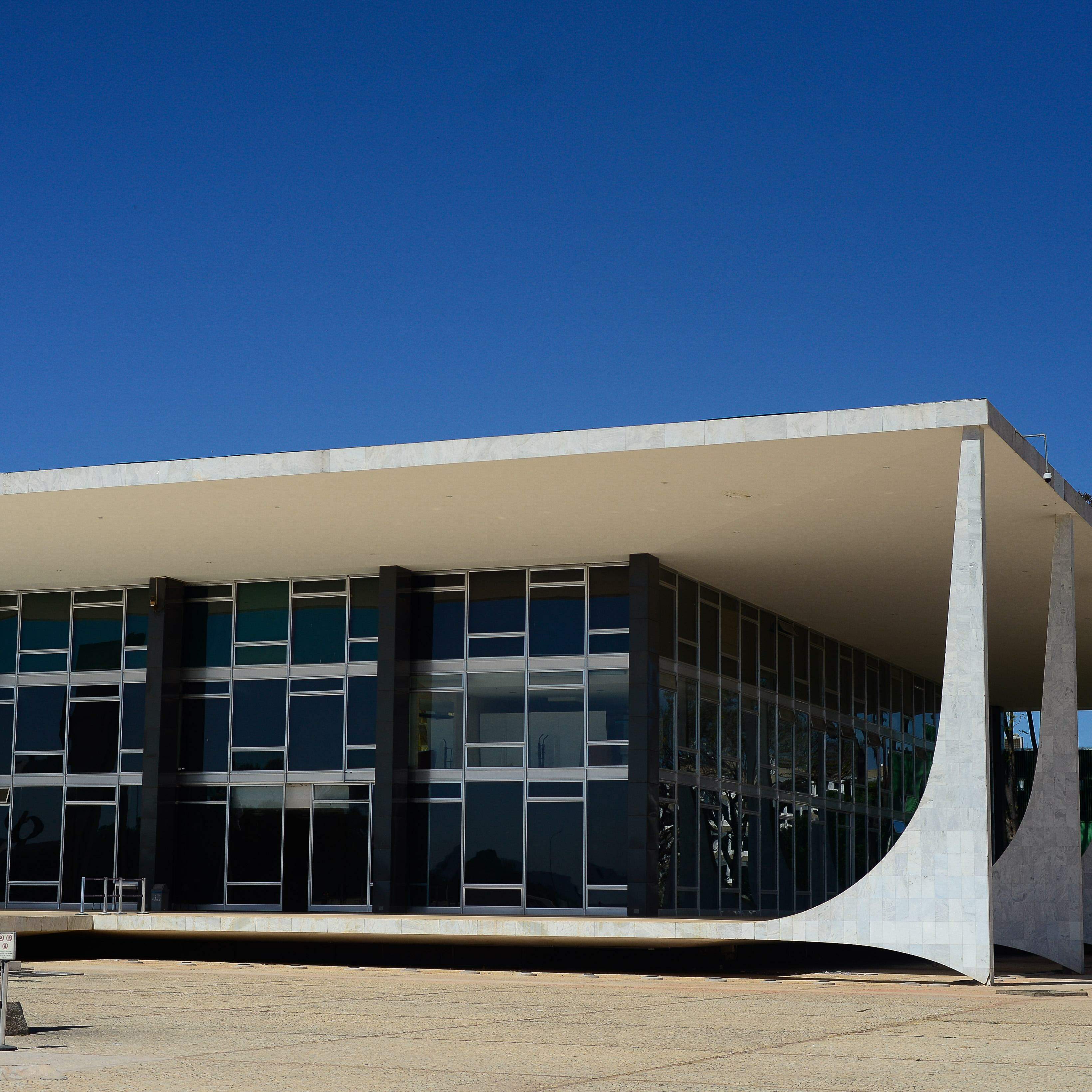 STF quer pressa em apuração interna sobre caso Master para evitar impeachment de ministros
