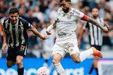 Gabigol abriu o placar para o Santos contra o Galo, mas o Peixe cochilou e levou a virada na Arena MRV