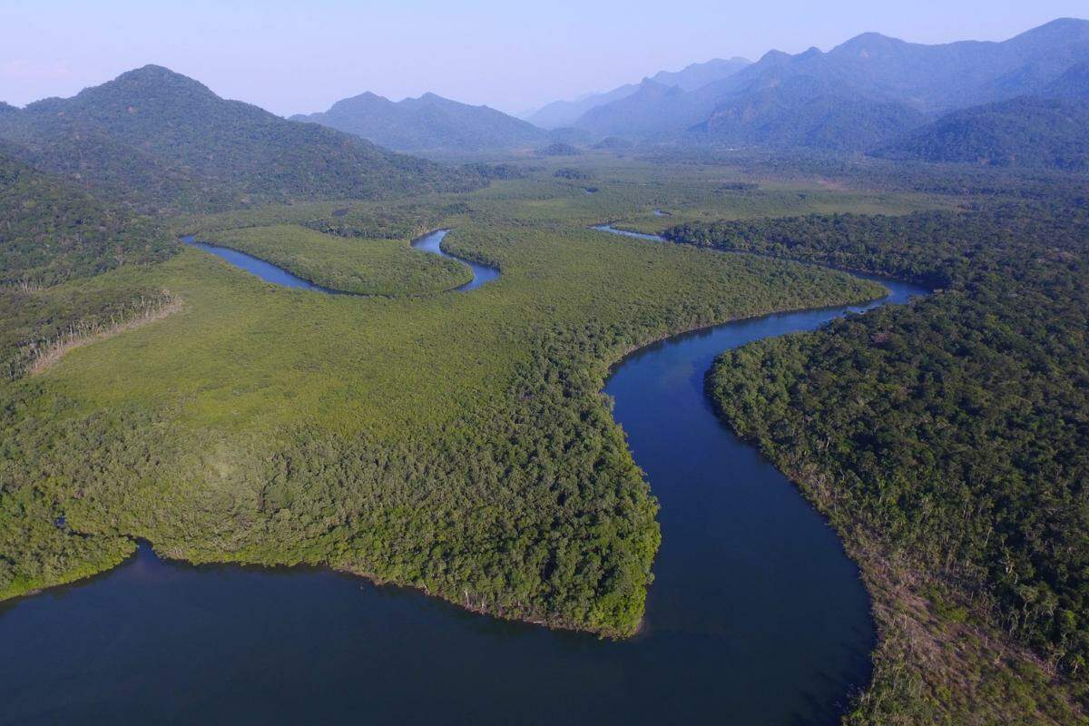 Turista desapareceu após entrar no Rio Guaraú, em Peruíbe, no litoral de São Paulo