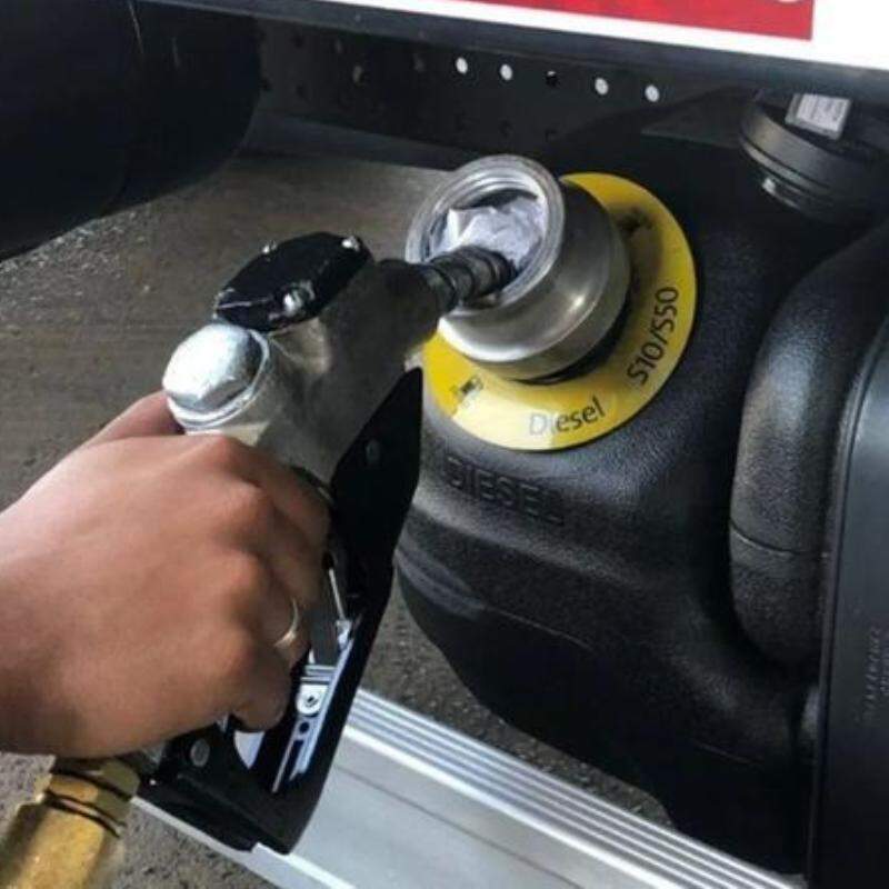 A gasolina manteve estabilidade, com leve alta de 0,15%