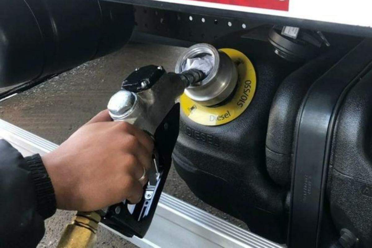A gasolina manteve estabilidade, com leve alta de 0,15%