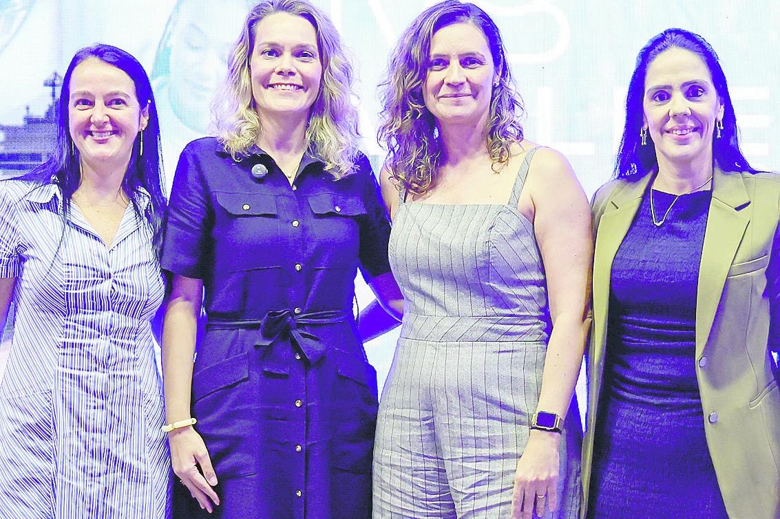 Erika Chaves mediou painel com as executivas Béatrice Dupuy, Patrícia Gravina e Fernanda Machado