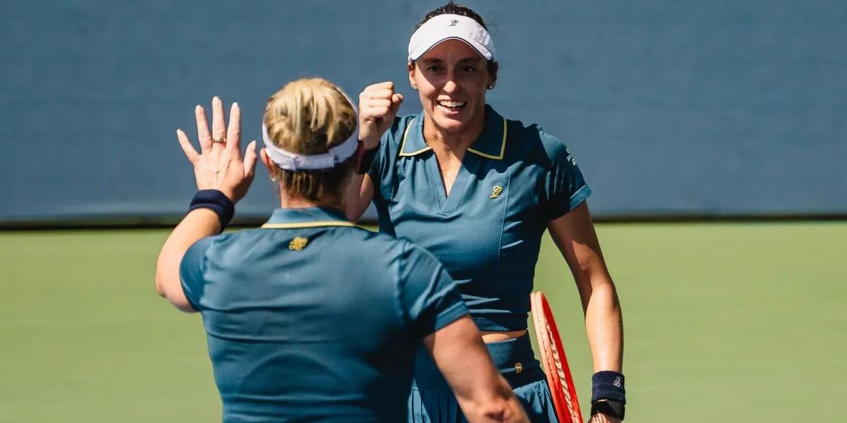 Em parceria com a canadense Gabriela Dabrowski, a brasileira está a duas vitórias de assumir a liderança da corrida do ano em duplas