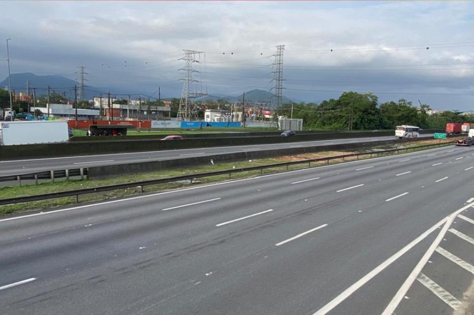 A proposta de implantação da agulha rodoviária em Cubatão, logo após a Ponte do Rio Casqueiro, no sentido Santos, foi aceita