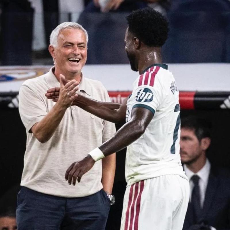 "Ele acredita que as coisas podem melhorar e ainda tem esse sorriso", declara Mourinho sobre Vini Jr.