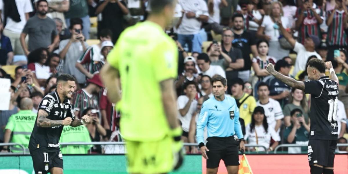 Santos consegue ganhar de virada do time carioca