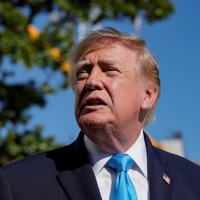Trump defende alívio de sanções à Rússia e acusa Zelensky de prejudicar oferta de diesel