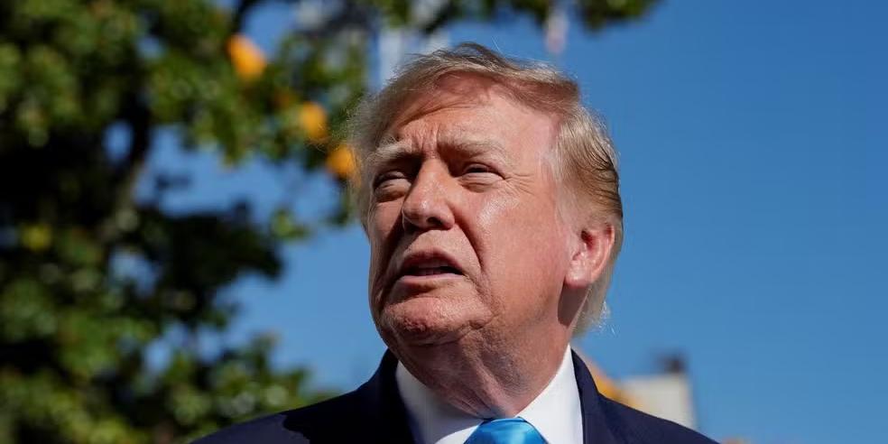 Trump defende alívio de sanções à Rússia e acusa Zelensky de prejudicar oferta de diesel