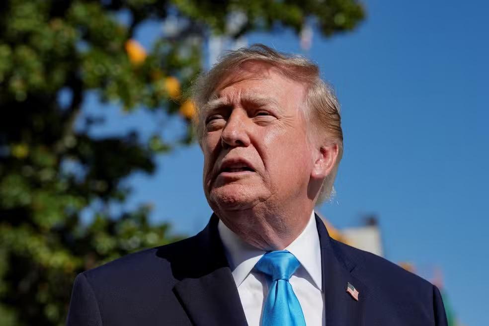 Trump defende alívio de sanções à Rússia e acusa Zelensky de prejudicar oferta de diesel