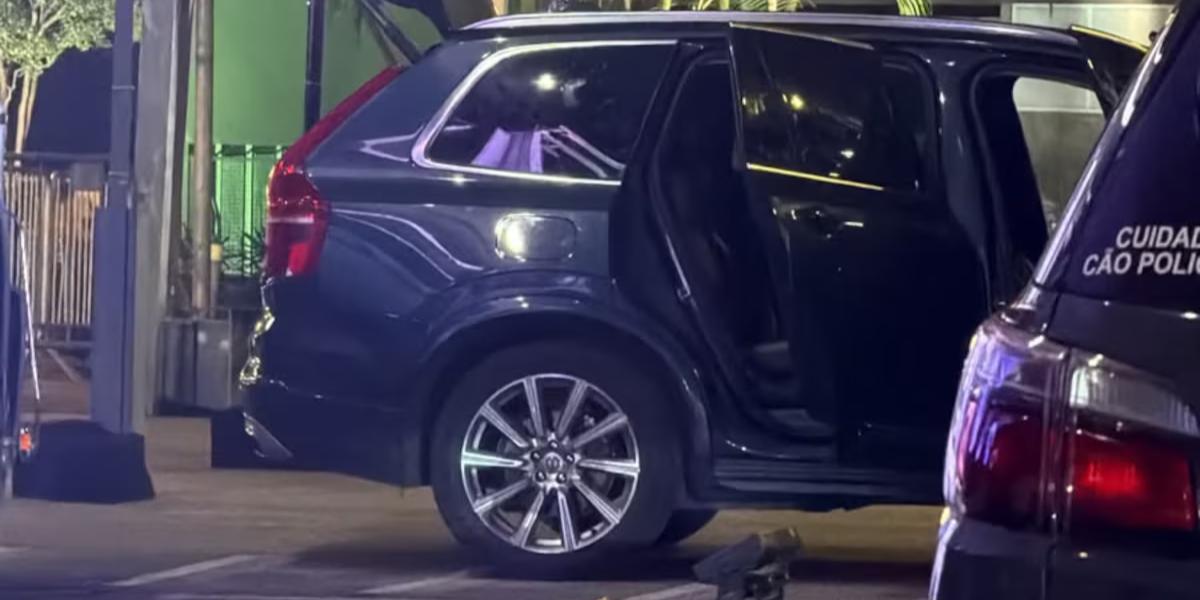Gate descarta bomba em carro da comitiva de Flávio Bolsonaro no debate