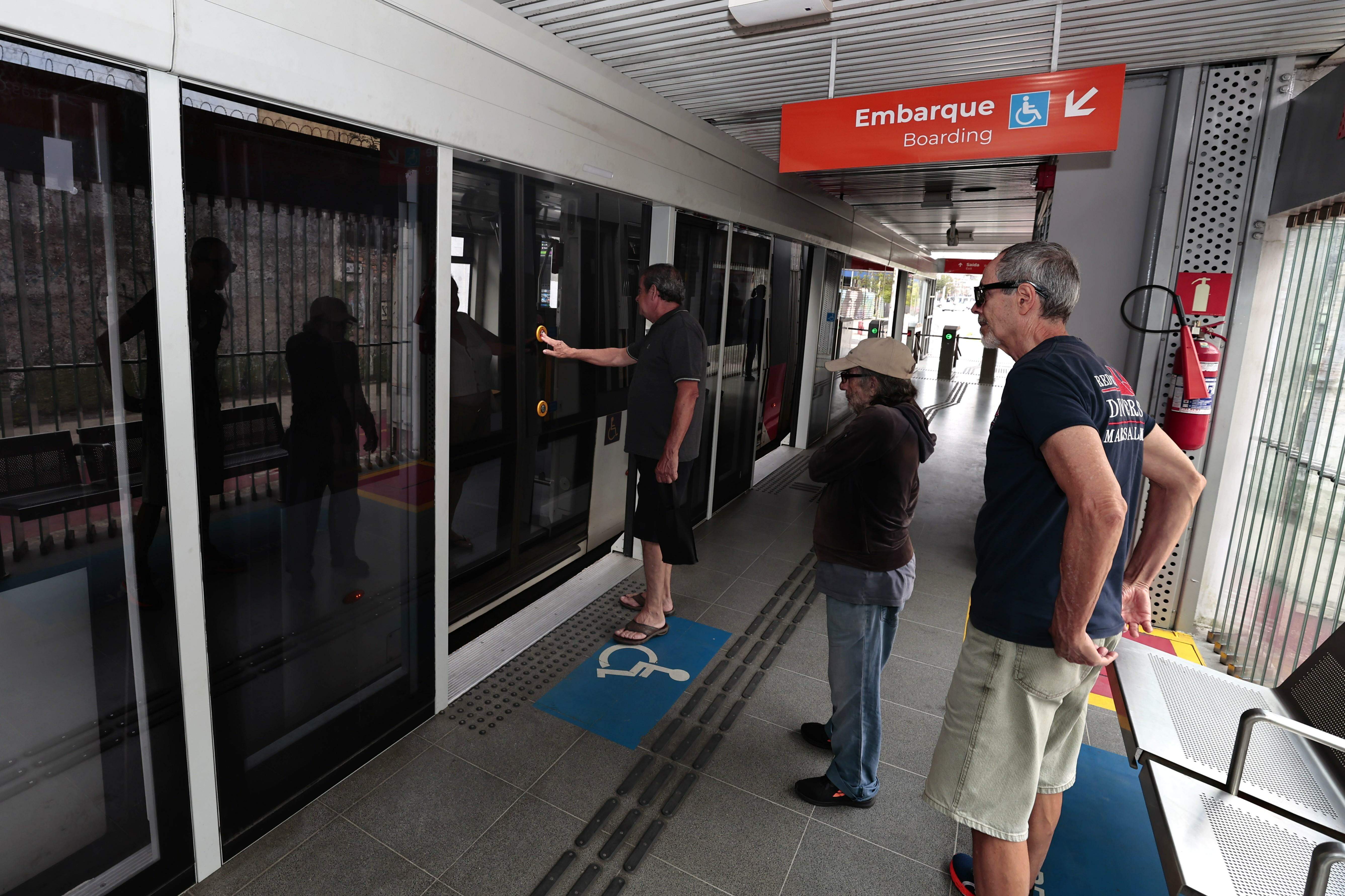 BR Mobilidade informa que os trabalhos nas 12 paradas entre as estações Conselheiro Nébias e Valongo terminarão até o final deste ano