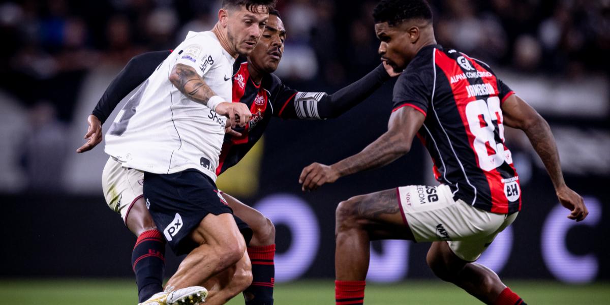 Corinthians tem mais volume, pouco cria, fica no empate com o Vitória e segue colado no Z-4