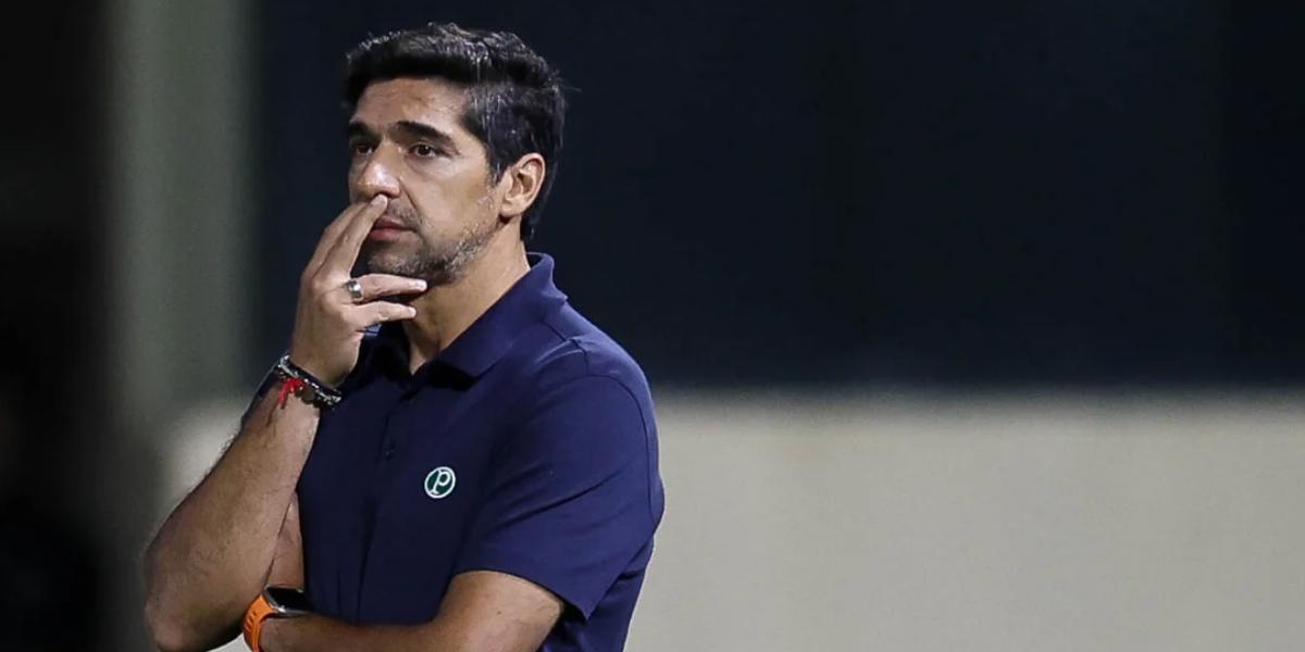 Abel critica calendário e questiona intervalo de jogos: 'Só três dias para preparar para final'