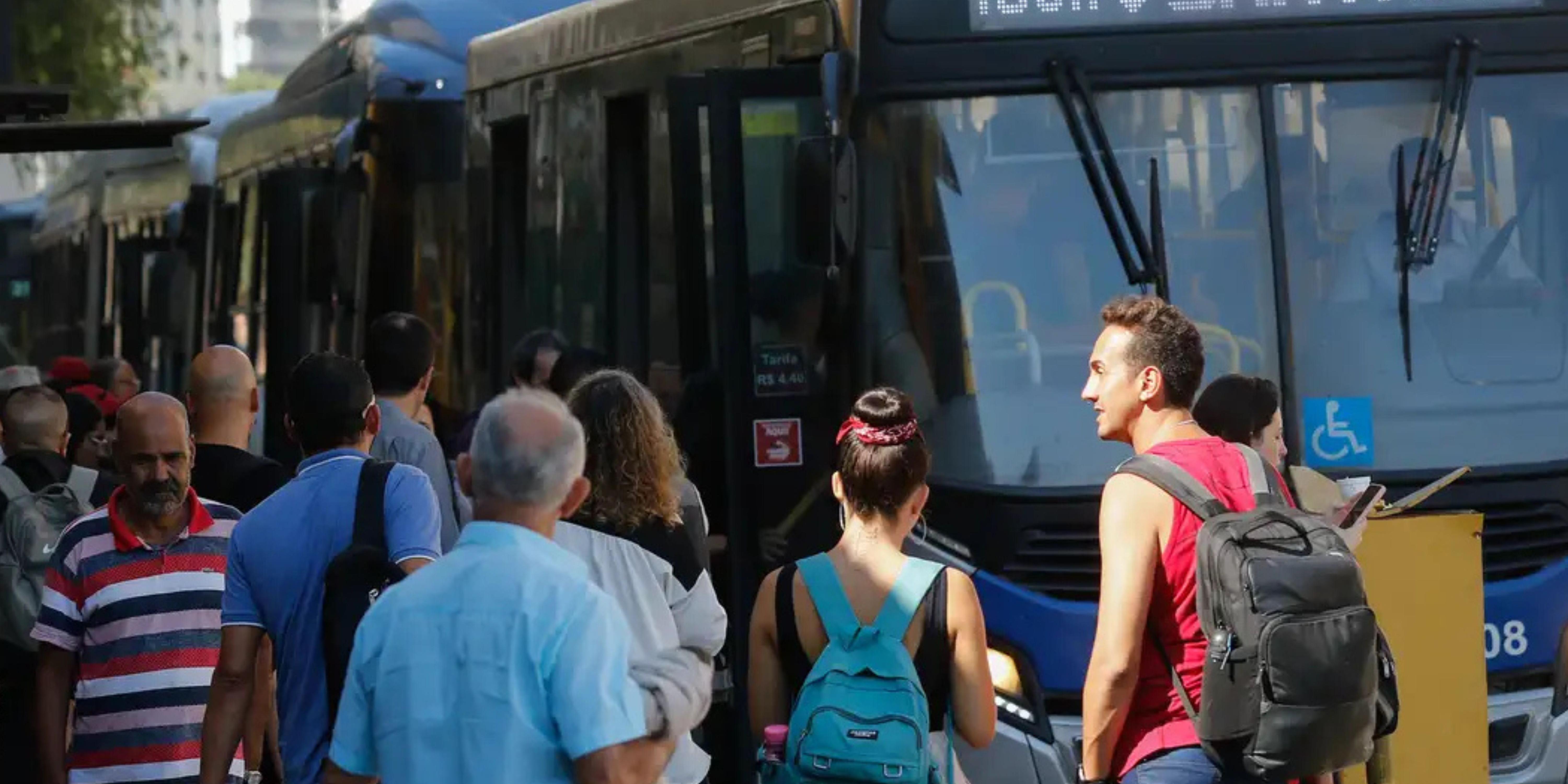 PT notifica TRE-SP por falta de ônibus na cidade de São Paulo neste domingo