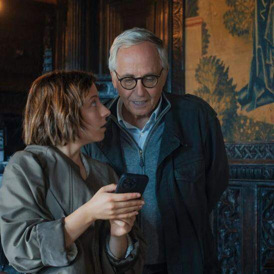 Victor, Como Hugo traz o ator Fabricio Luchini vivendo um personagem apaixonado pelo escritor francês