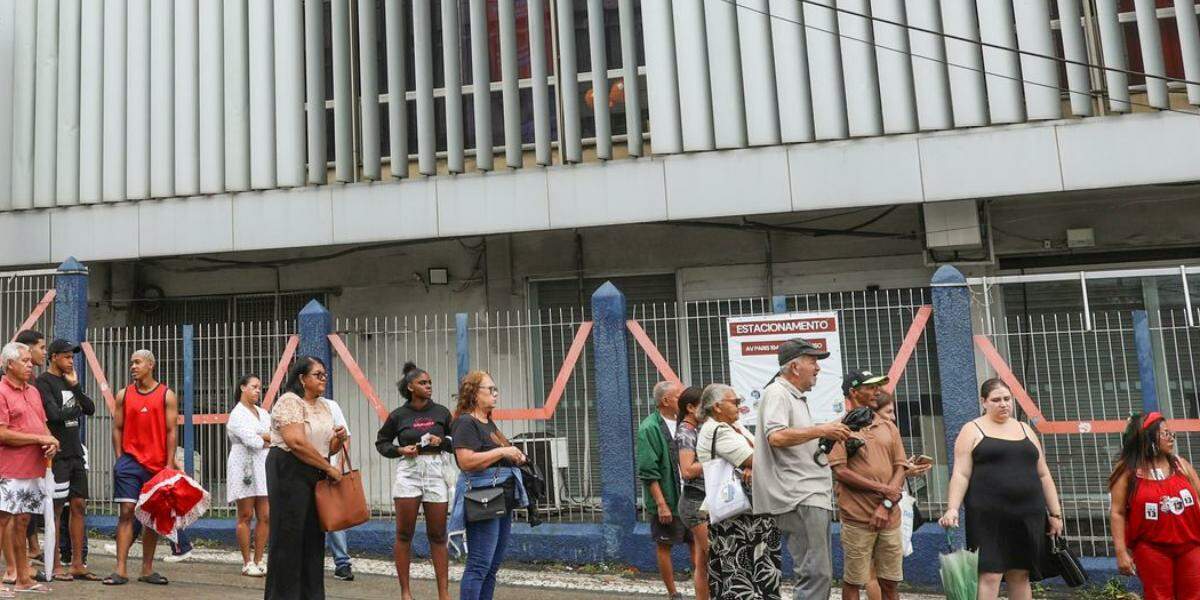 A PF informou que pretende apurar as circunstâncias da redução das frotas de ônibus em circulação em alguns locais