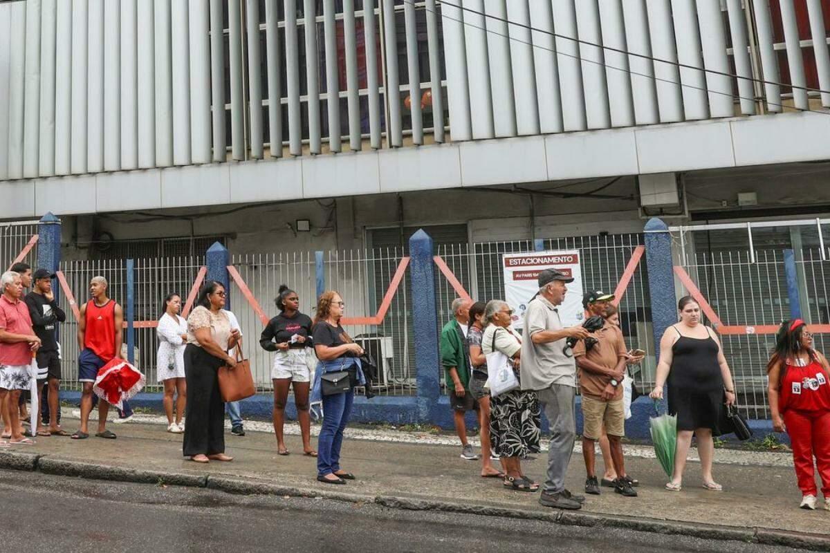 A PF informou que pretende apurar as circunstâncias da redução das frotas de ônibus em circulação em alguns locais