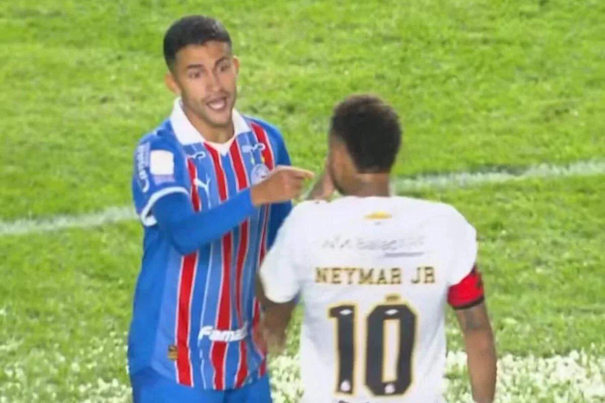 Neymar aparece em discussão com Rodrigo Nestor, do Bahia, durante partida pelo Campeonato Brasileiro
