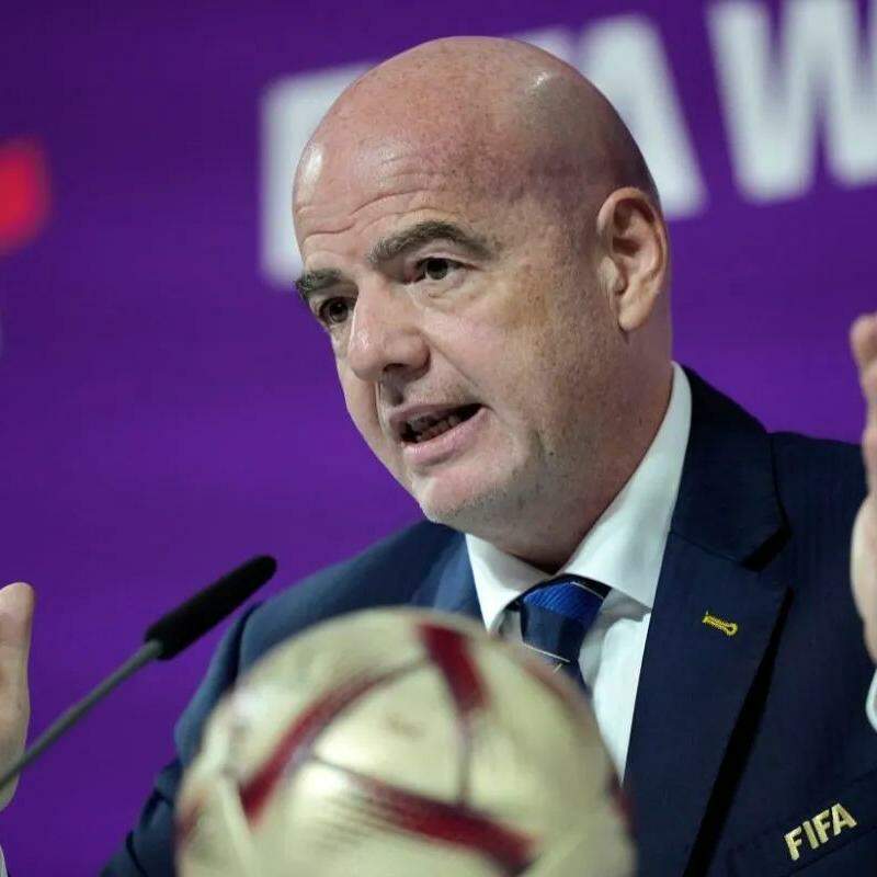 O presidente queria instituir a Fifa Foward Enterprises (FFE), uma empresa que teria 20% de suas ações vendidas e ficaria responsável por administrar os direitos comerciais de competições da Fifa