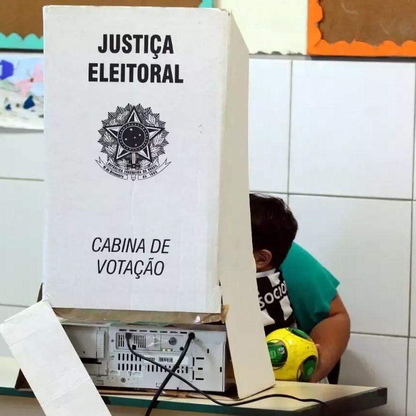 Datafolha: direita ultrapassa esquerda entre eleitores pela 1ª vez desde 2014