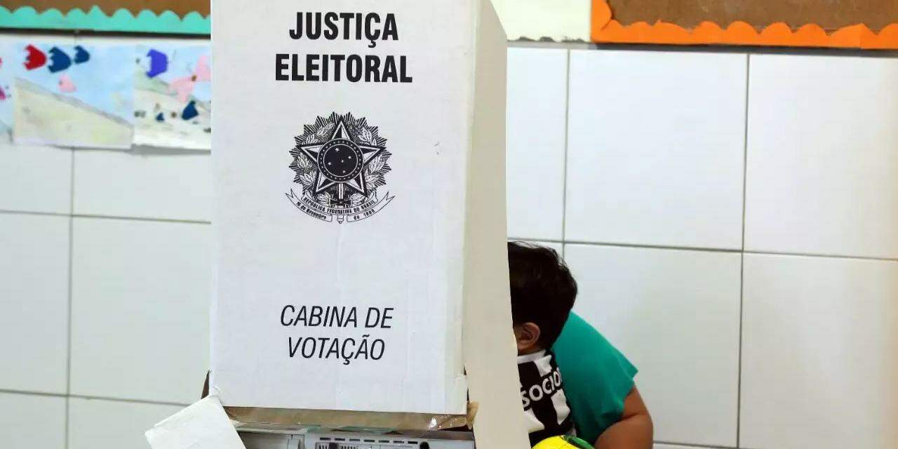Datafolha: direita ultrapassa esquerda entre eleitores pela 1ª vez desde 2014