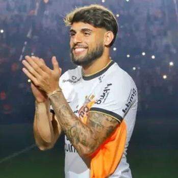 Artilheiro do clube na temporada, Yuri Alberto contabiliza 26 gols e seis assistências no ano