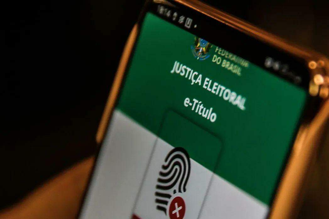 O e-Título é um aplicativo de celular que pode ser usado para a justificativa