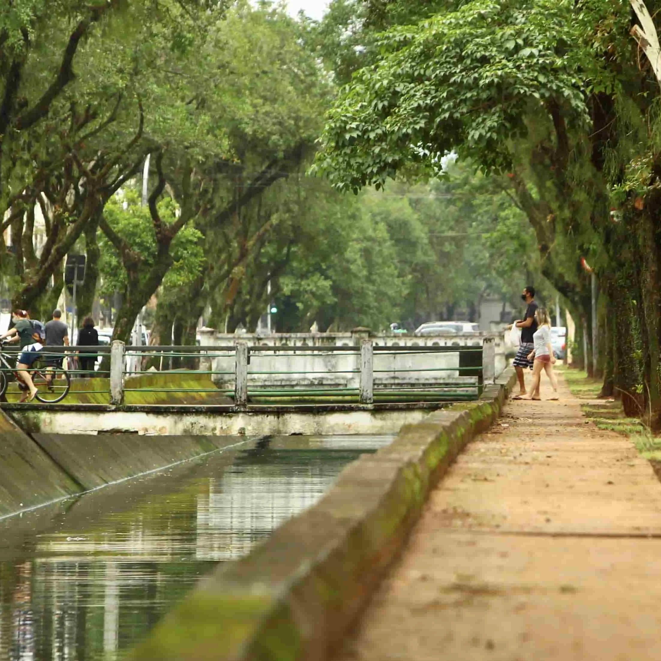 Ocorrência foi na Avenida Siqueira Campos, no Canal 4, em Santos